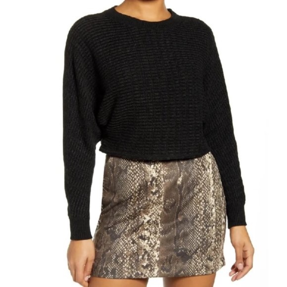 Leith Dolman Sleeve Crop Crewneck Sweater - Picture 1 of 6